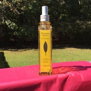 L’occitane Eau Fraiche w/ Organic Verbena Extract